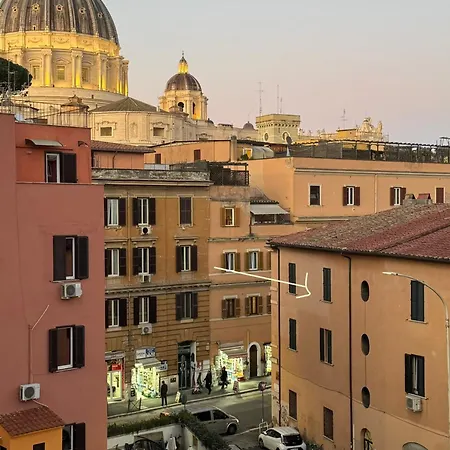 San Peter Apartment - Your Home In The Heart Of Rome-3